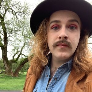 Meet your Posher, Caleb